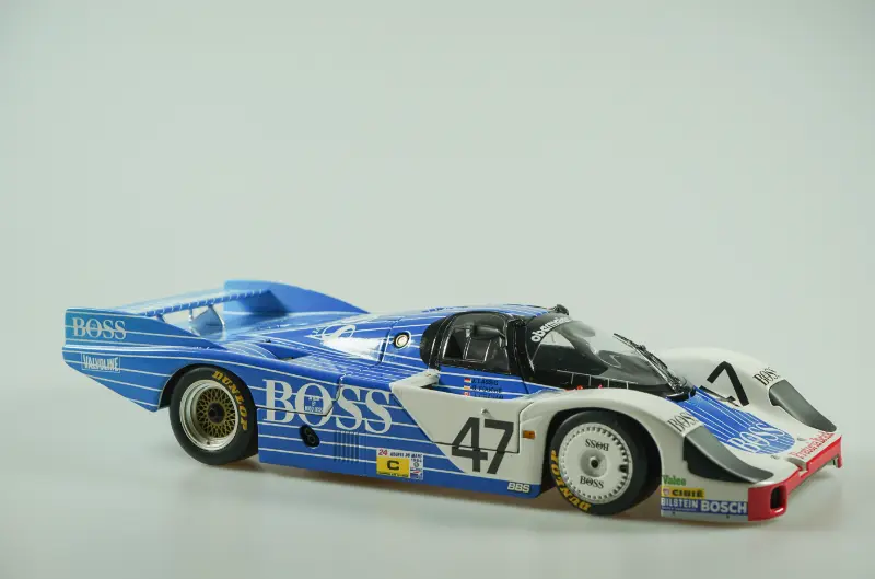 Minichamps Porsche 956 L BOSS Le Mans 1984 n° 47